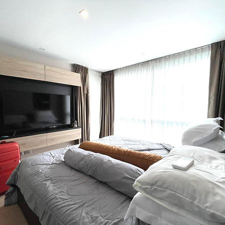 2 Bedrooms Near Pattaya Beach Esterno foto